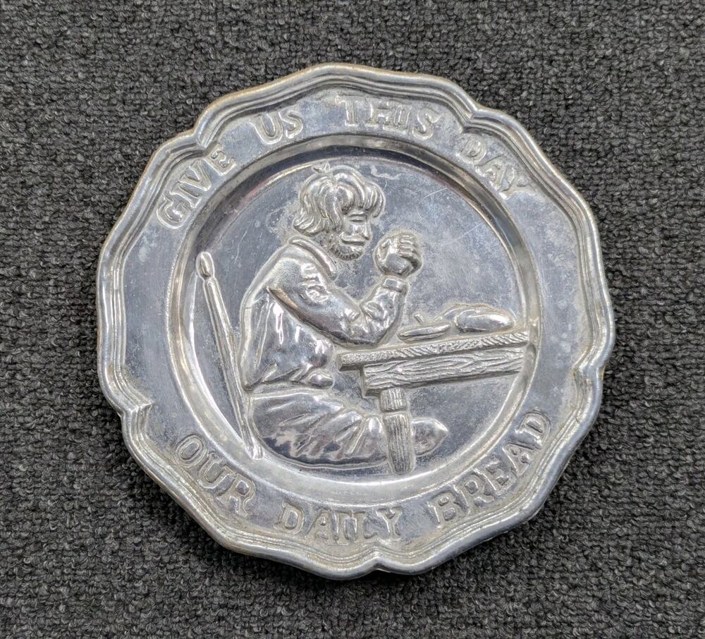 Pewter Plate Sexton 72 Wall Hangin Praying Man Give Us This Day Our Daily Bread